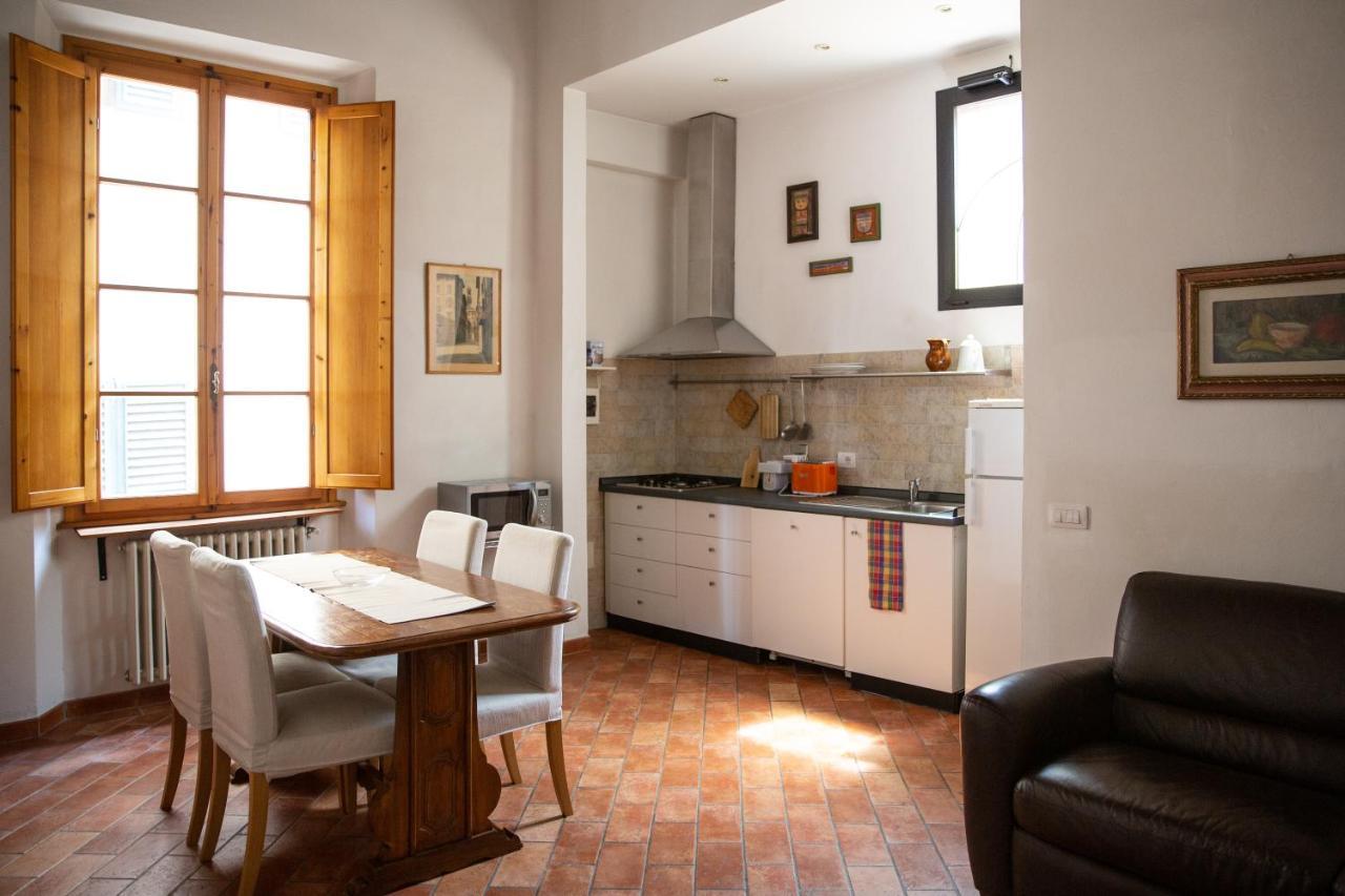 Lovely One Bedroom Apartment Nearby Ponte Vecchio フィレンツェ エクステリア 写真