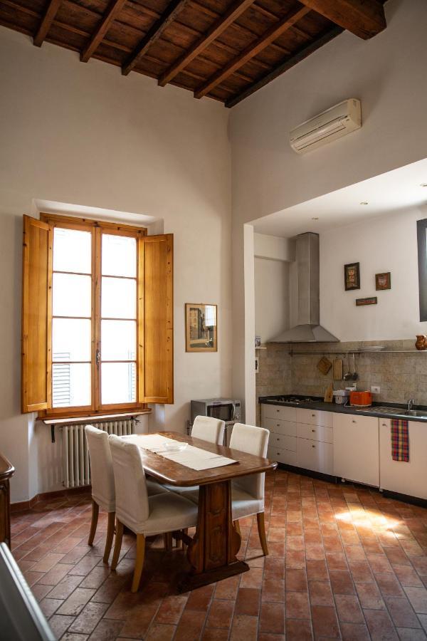 Lovely One Bedroom Apartment Nearby Ponte Vecchio フィレンツェ エクステリア 写真